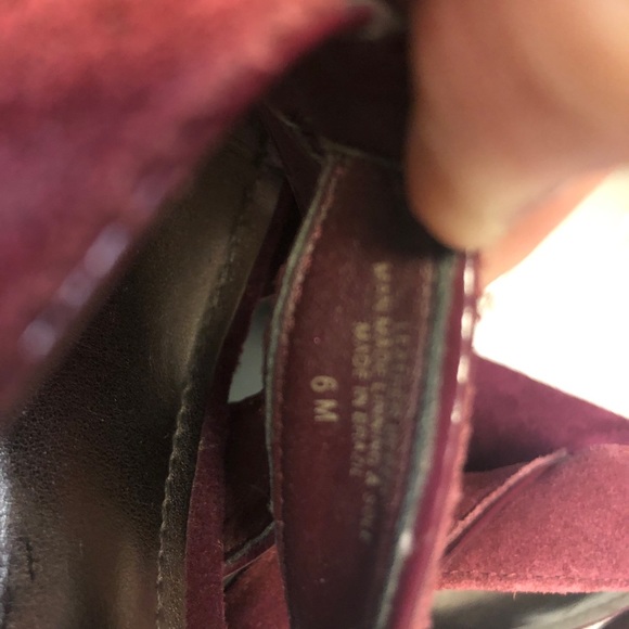 Gianni Bini Raspberry/Wine platform heels sandals peeptoe Size 6 suede - Picture 7 of 15